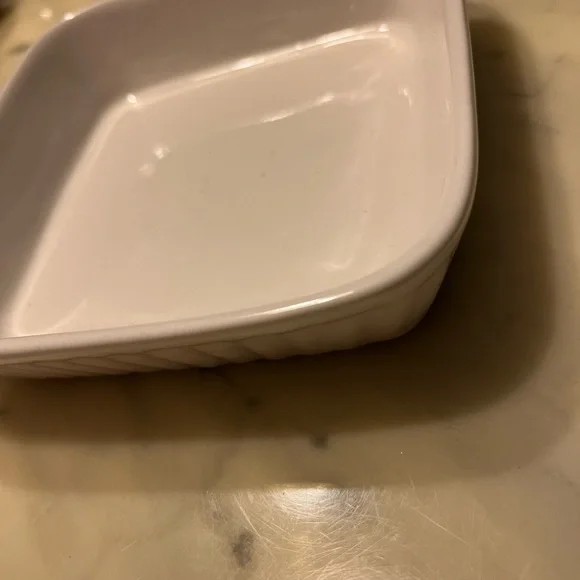 Small baking dish 6 by 6 Inches - Picture 2 of 8